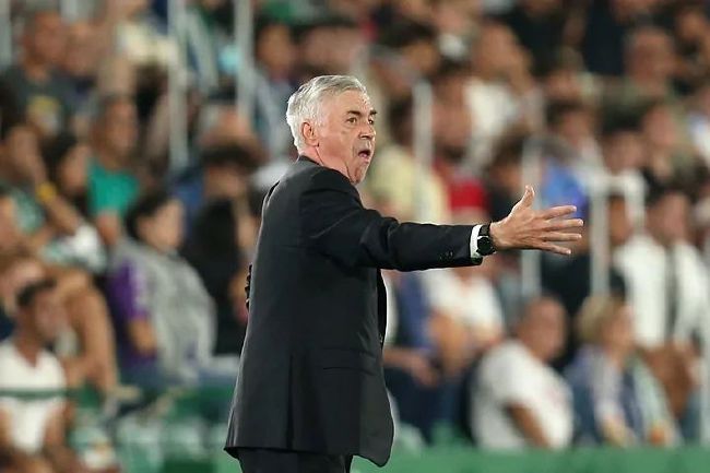 事件U23亚洲杯抽签：国奥与日本、韩国、阿联酋同组北京时间17点，2024年U23亚洲杯抽签在卡塔尔多哈举行，16支球队将争夺U23亚洲杯的冠军，前三名球队直通2024巴黎奥运会，第四名将获得与非足联球队进行附加赛争夺奥运会名额的机会。